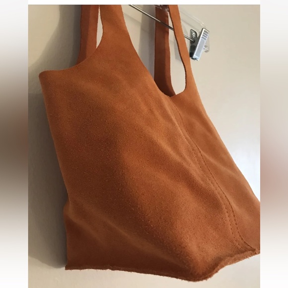 UNO ALLA VOLTA GENUINE SUEDED MINI BUCKET BAG - ORANGE - MADE IN ITALY - Picture 4 of 7